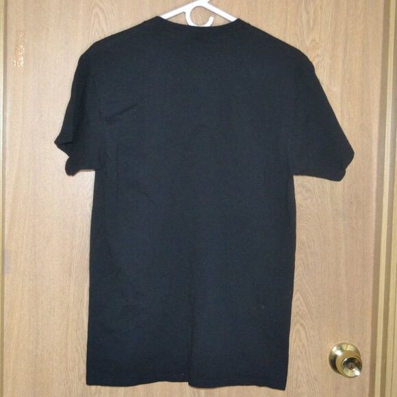 Sasquatch Bigfoot Hide & Seek Champion Blue & Black Graphic Tee T-shirt - Picture 4 of 6